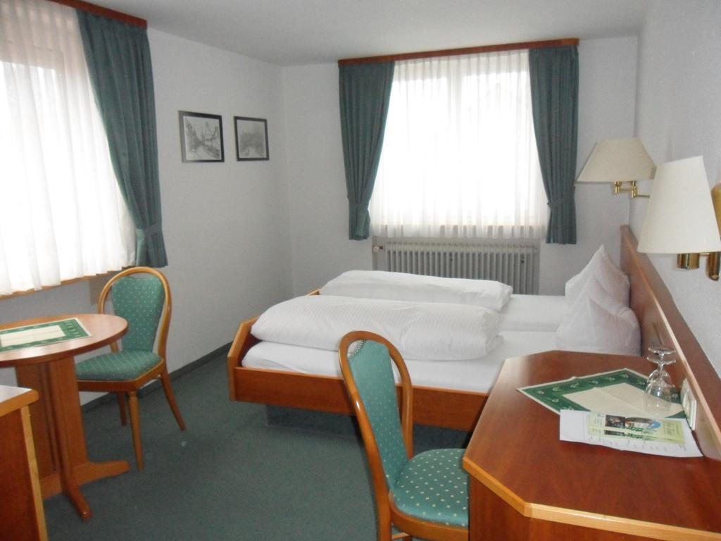 Kuner Weitzel Landgasthof Frohe Einkehr Gbr Merzhausen Camera foto